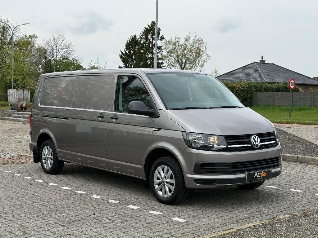 ✅VW T6 2.0TDi/Long/Airco/Garantie/Camera/Trekhaak/PDC/2017, Auto's, Voorwielaandrijving, Stof, Beige, 5 deurs