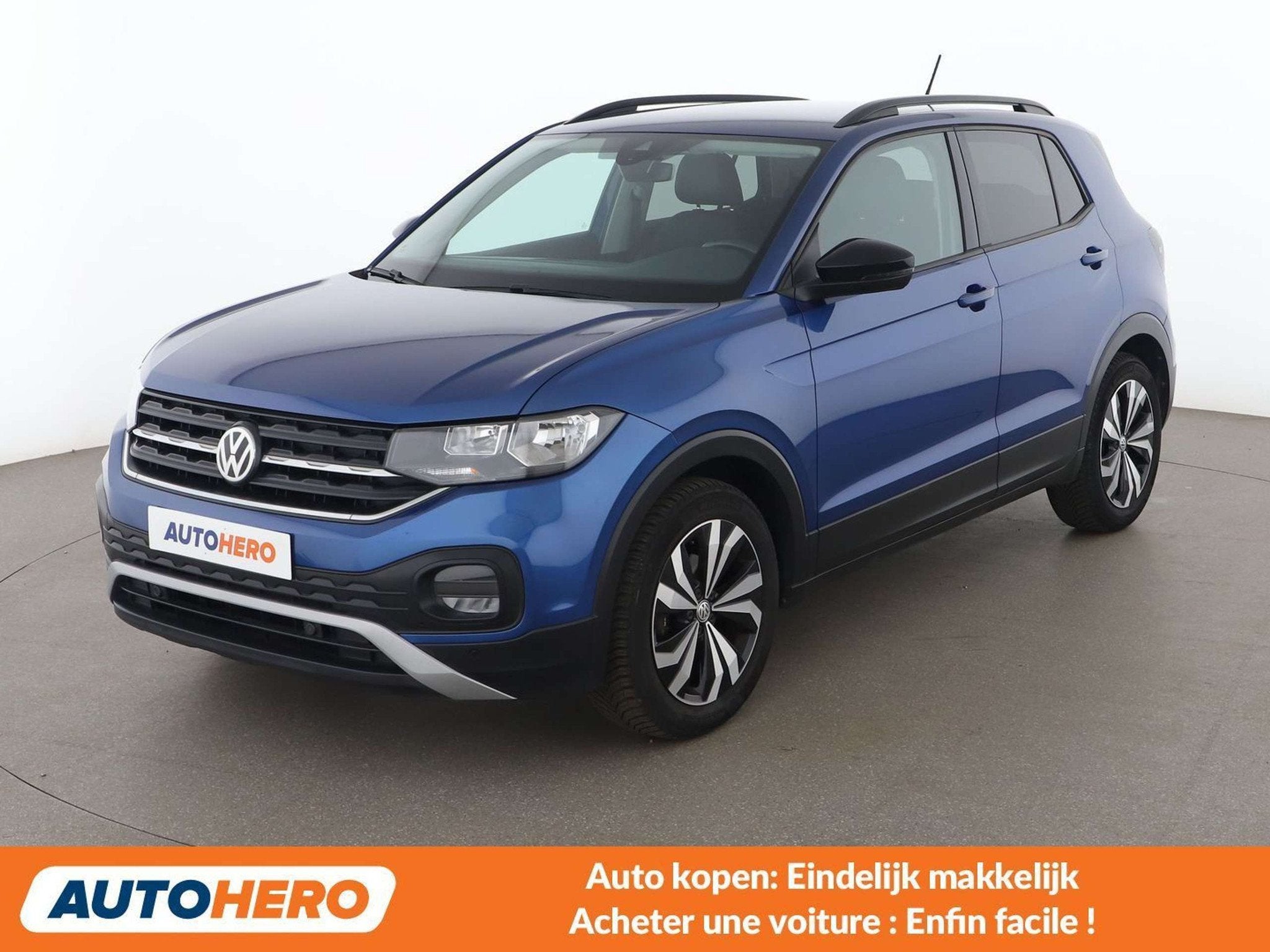 Volkswagen T-Cross 1.0 TSI Life, Autos, Boîte manuelle, Noir, https://public.car-pass.be/vhr/83f7a4ad-421a-42a1-a40c-c370ed112f39
