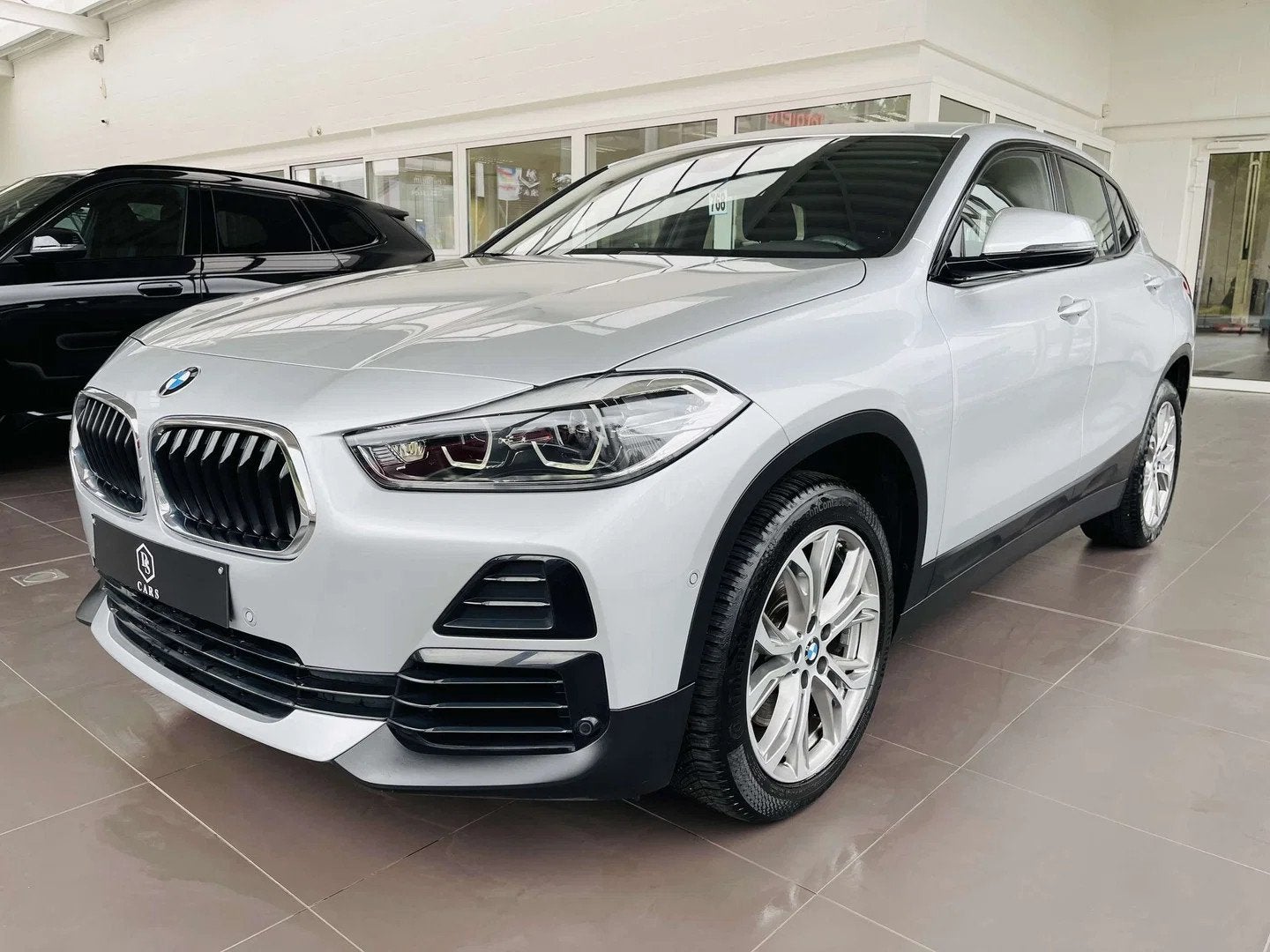 BMW X2 2.0iA * GARANTIE + LED + GPS PRO + PACK ECLAIRAGE *, Autos, Argent ou Gris, Euro 6, Entreprise, 5 portes