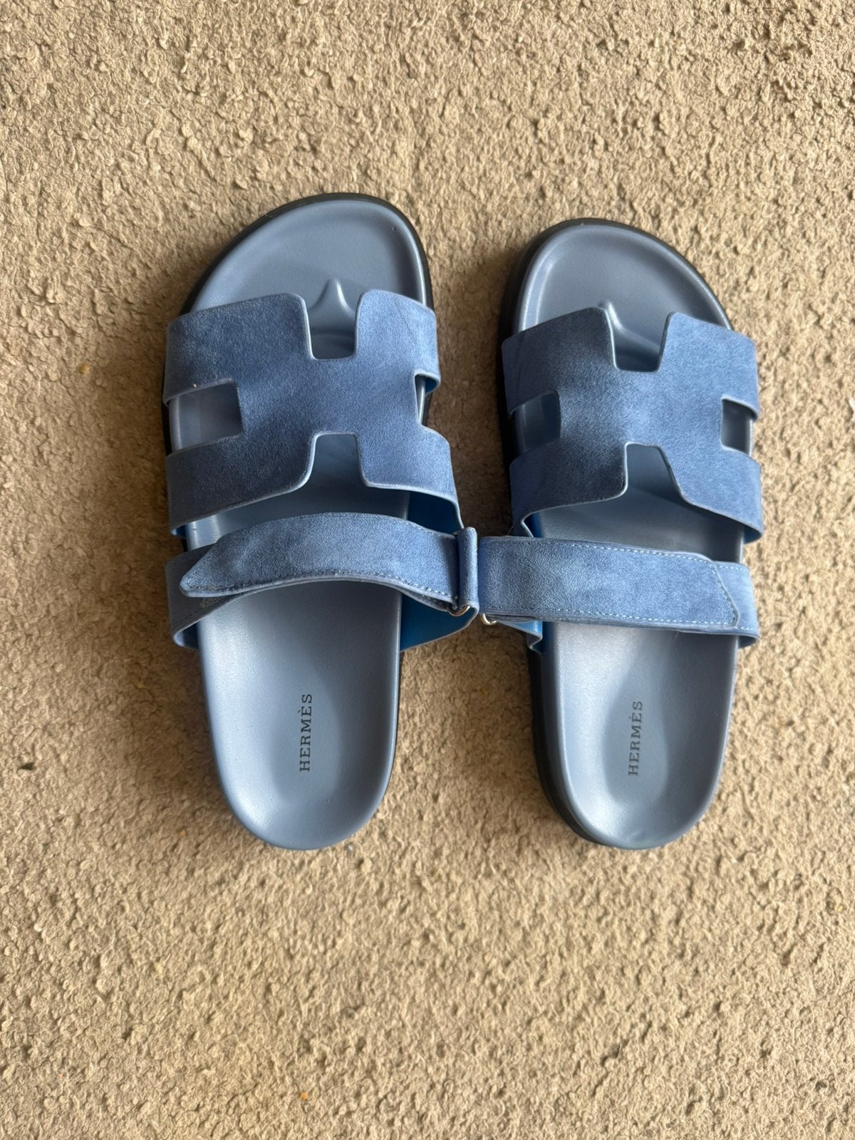 Blauwe hermes sandalen, Vêtements | Femmes, Comme neuf, Enlèvement, Bleu, Sandales et Mûles