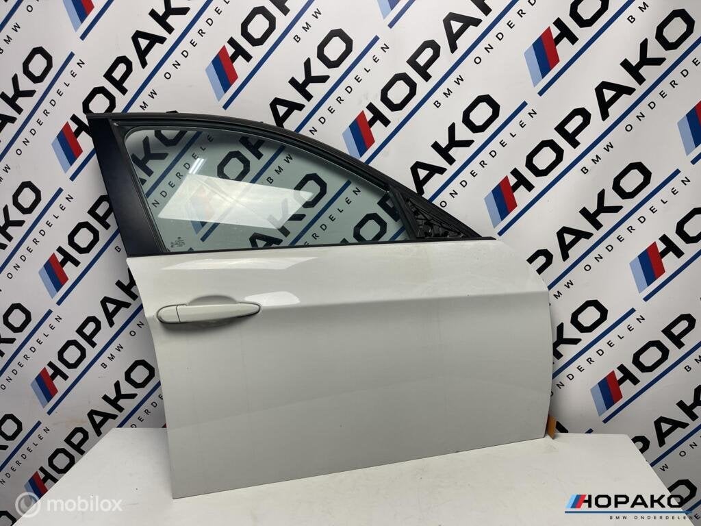 BMW 3 serie E90 / E91 | voordeur rechts | Alpinweiss 300, Enlèvement ou Envoi, Einsteinlaan 5, Rijnswijk, Utilisé, Porte
