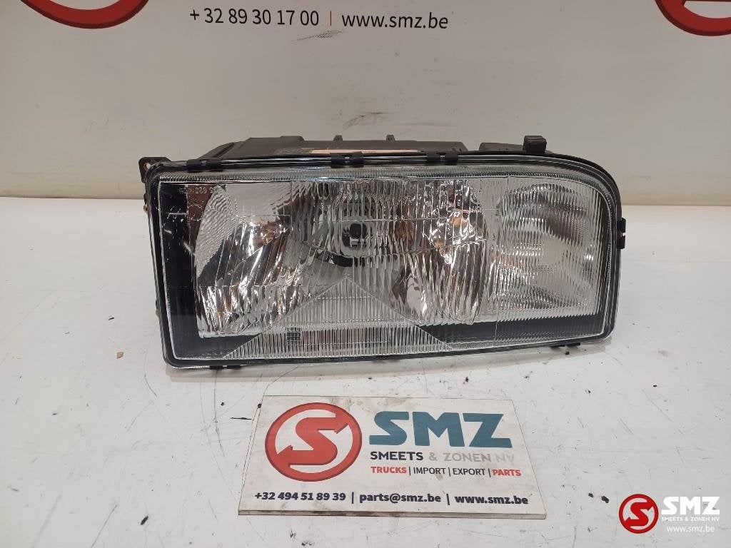 Phare droit Mercedes, Autos : Pièces & Accessoires, Neuf, Mercedes-Benz, Éclairage