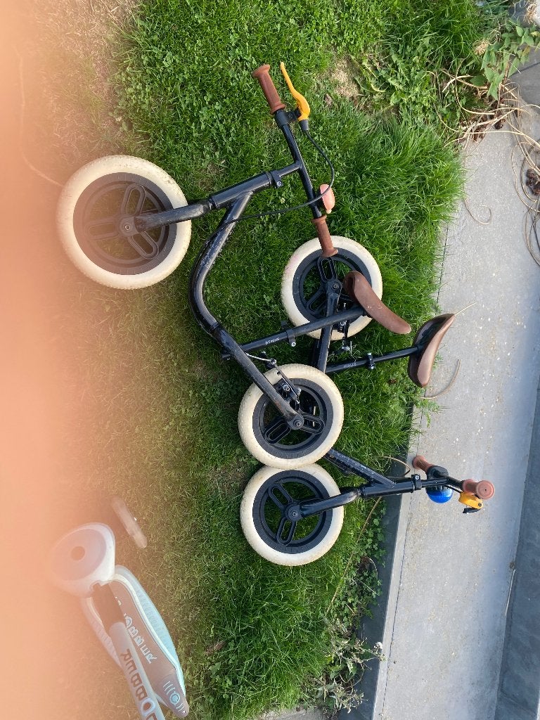 Lot de 2 Draisiennes et 1 trottinette, Enlèvement, Utilisé, Véhicule à pousser