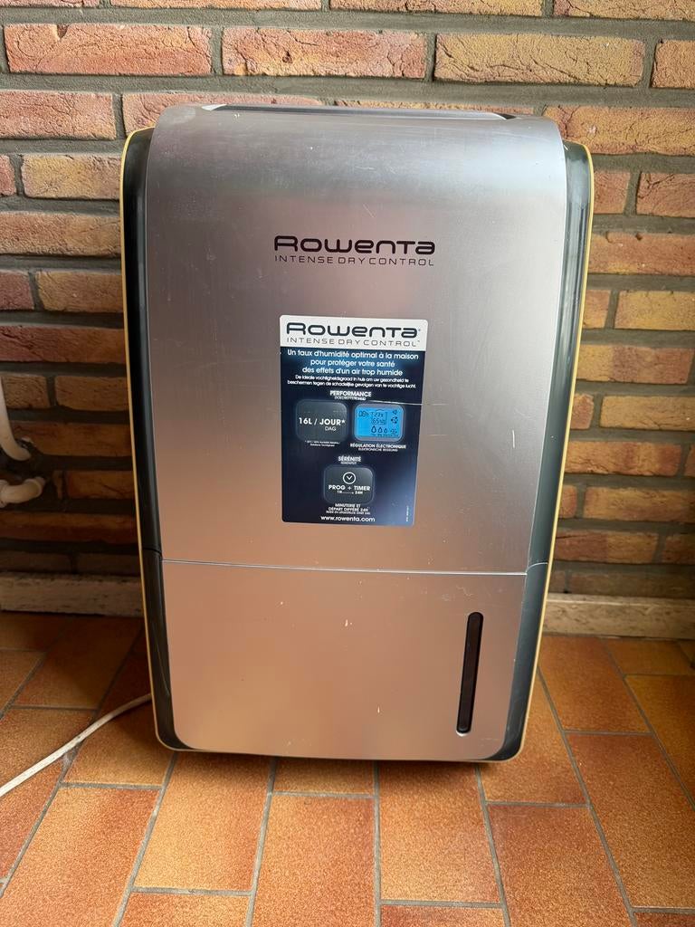 Luchtontvochtiger, Elektronische apparatuur, Luchtbehandelingsapparatuur, Ophalen, Gebruikt, Luchtontvochter