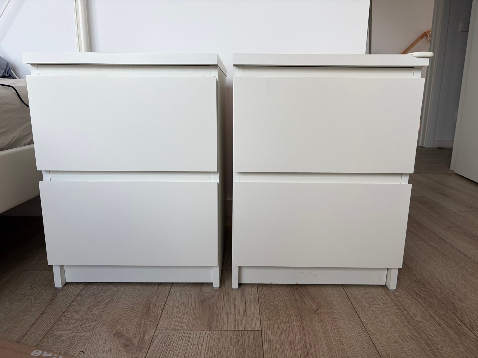 2st Ikea Malm nachtkastje, Maison & Meubles, Armoires | Armoires à chaussures, Enlèvement, Utilisé
