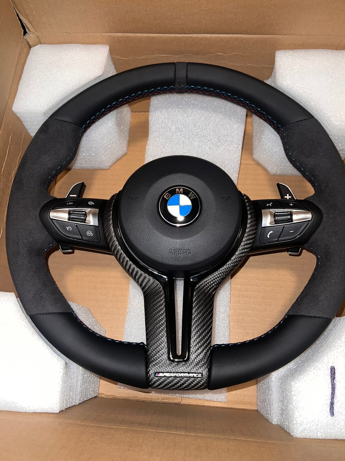 Volant Bmw M Sport, Autos : Pièces & Accessoires, Commande, BMW, Neuf, Enlèvement ou Envoi