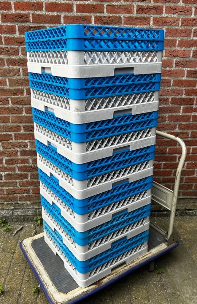 Stevige bakken voor drinkglazen, 40 tot 60 cm, 50 tot 75 cm, Ophalen of Verzenden, Zo goed als nieuw