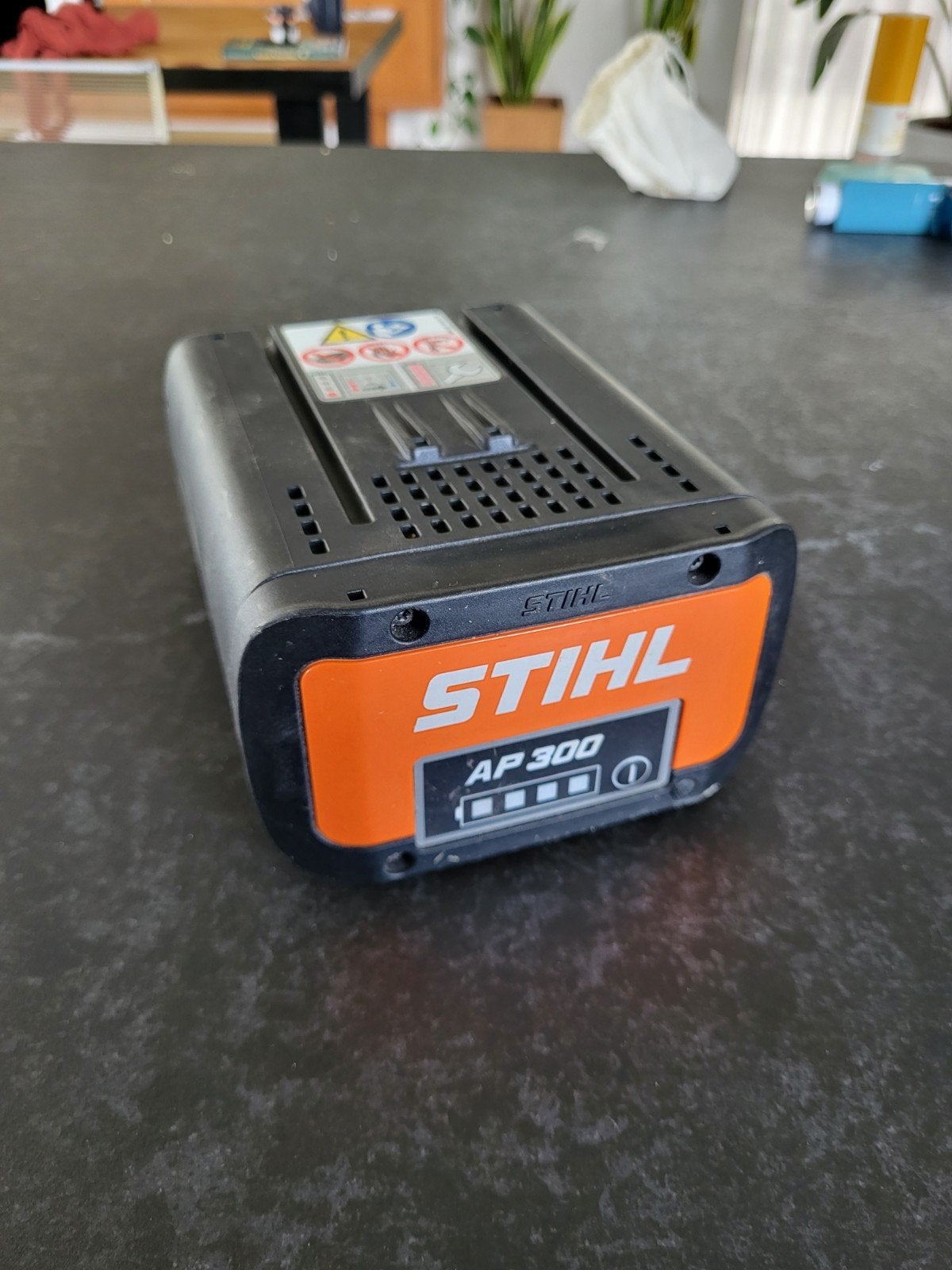 Hoogwaardige Stihl batterij AP 300, Ophalen, Zo goed als nieuw, Oplaadbaar