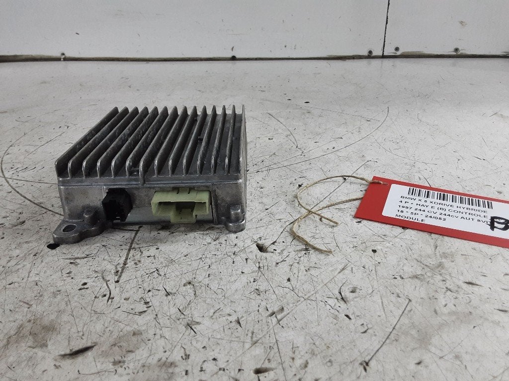 UNITE ELECTRONIQUE BMW X5 (F15) (8ES01010513), Mevr. I. Hauben, Utilisé, BMW, Rue de l'Espoir 34 34
4030  GRIVEGNÉE, BE