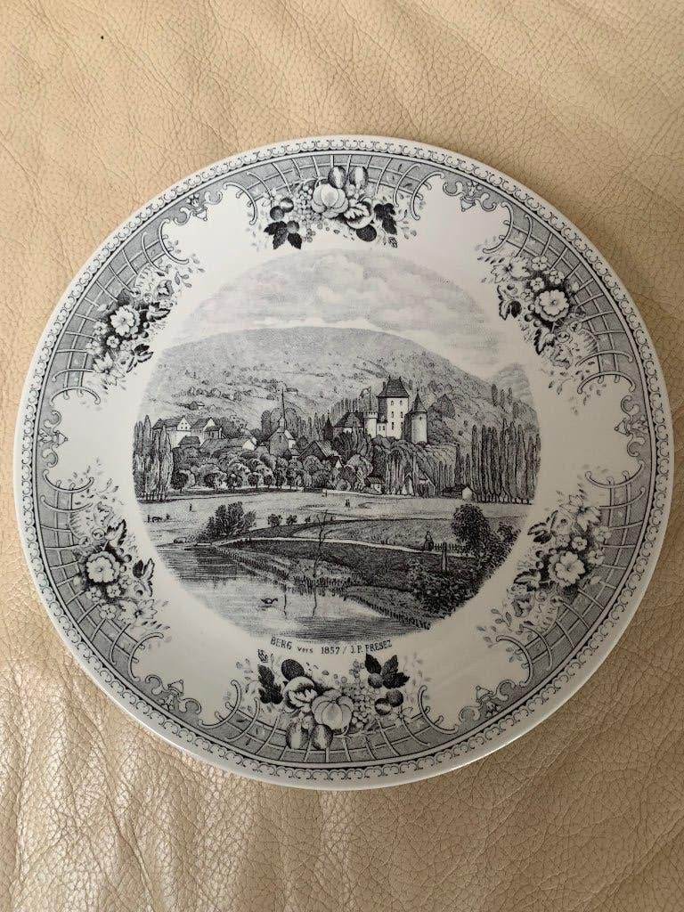Decoratief bord van Villeroy & Boch/Berg Castle, Antiek en Kunst, Ophalen of Verzenden