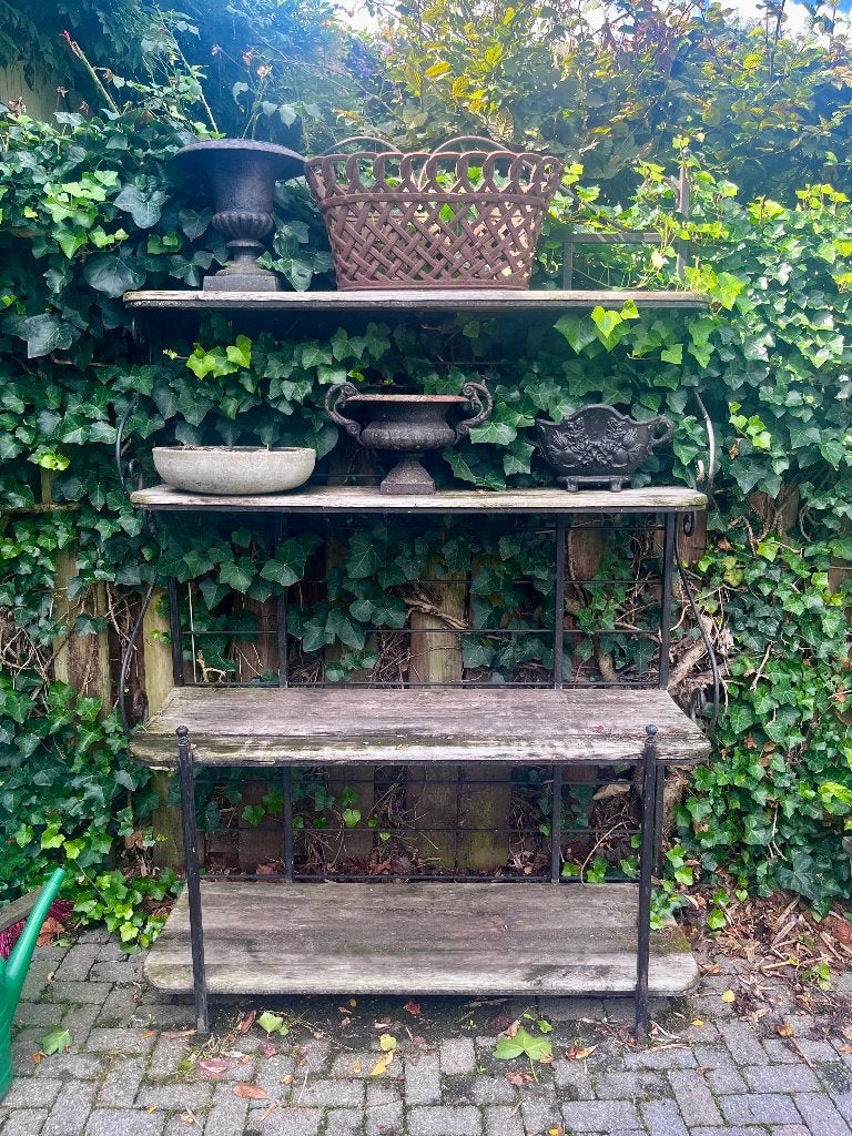 Metalen bloemenrek, Ophalen, Gebruikt