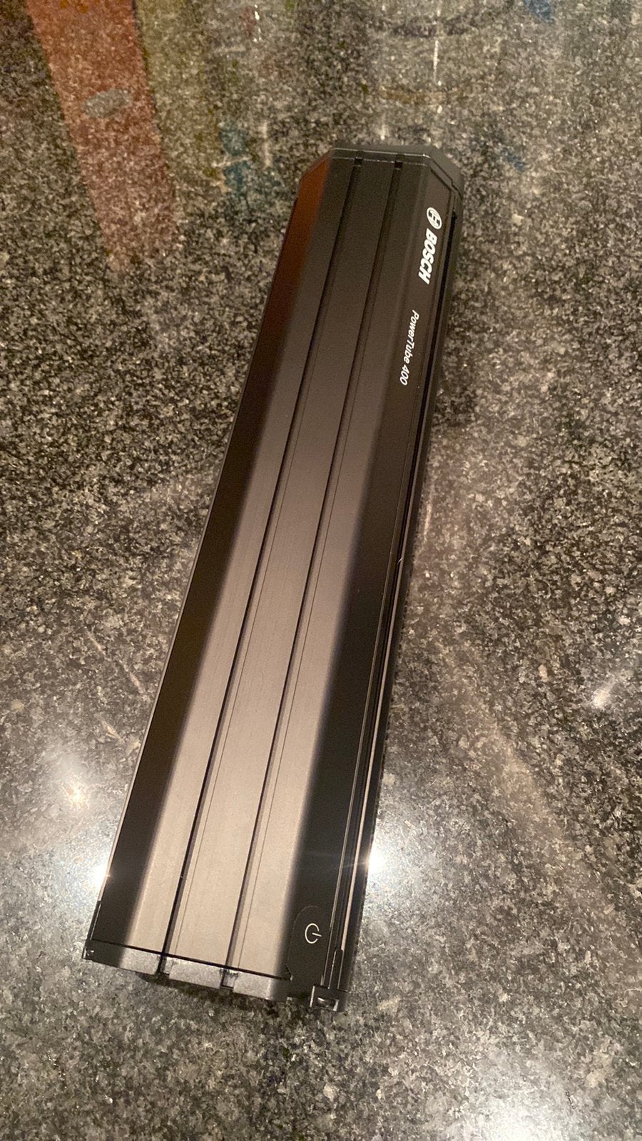 Bisch accu powertube verticaal, Vélos & Vélomoteurs, Comme neuf