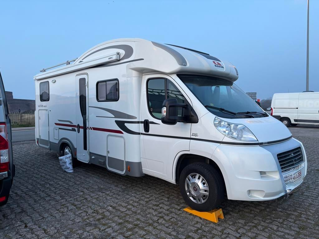 Adria matrixx 5 personnes, Caravanes & Camping, Camping-cars, 6 à 7 mètres, Toilette à cassette, Fiat, Jusqu'à 6