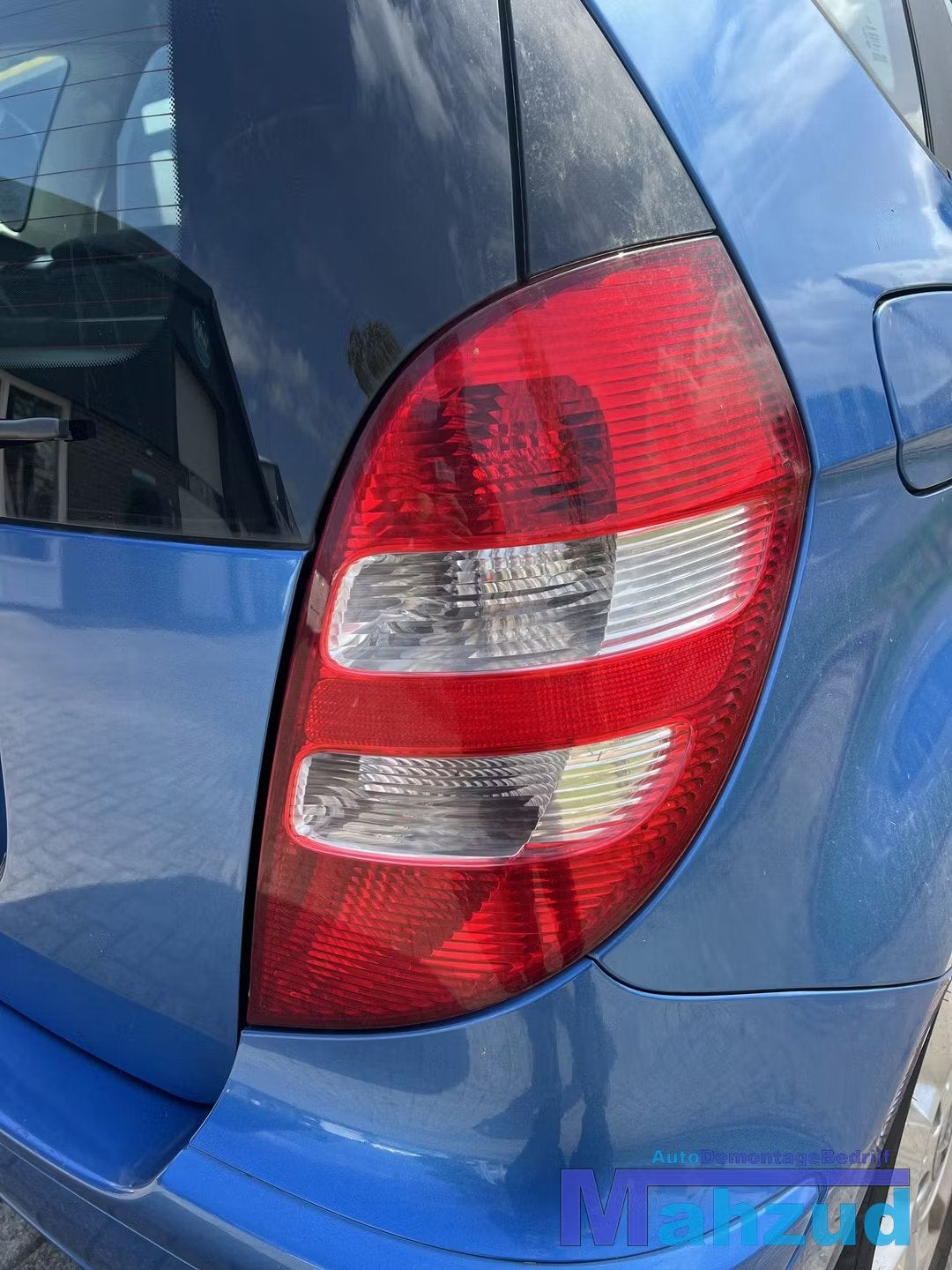 MERCEDES A KLASSE W169 rechts achterlicht 2004-2012, Mercedes-Benz AG, Mercedes-Benz, Utilisé, Mercedesstrasse 120
70372  Stuttgart, DE