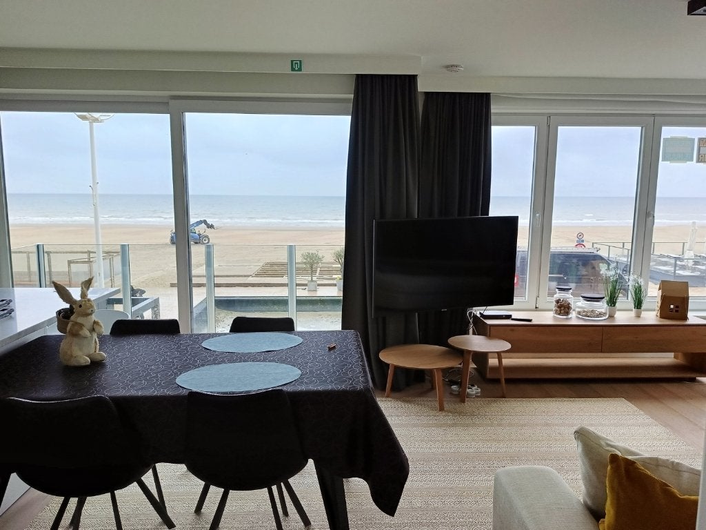 vakantieappartement te huur Zeedijk Koksijde-bad, Vakantie, Vakantiehuizen | België, Antwerpen of Vlaanderen, Appartement, 1 slaapkamer