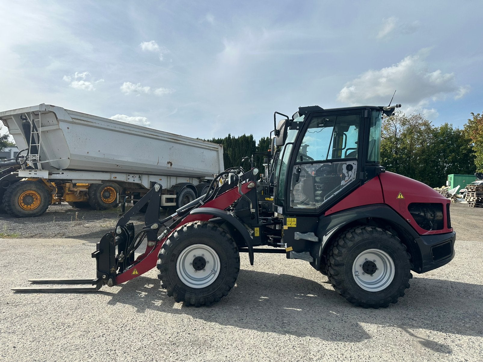 chargeur sur pneu Yanmar V7 2022, Articles professionnels, Enlèvement, Chargeuse sur pneus ou Chouleur