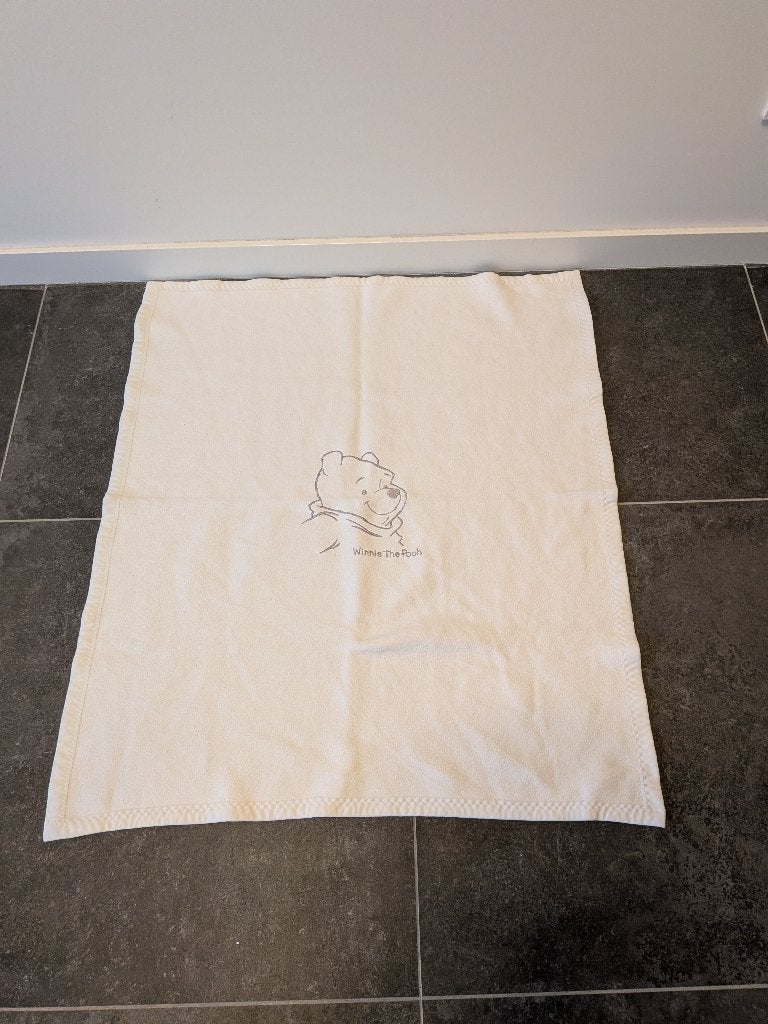 Deken Winnie the pooh 74 x 85 cm, Kinderen en Baby's, Dekens, Slaapzakjes en Inbakerproducten, Ophalen, Wasbaar, Overige merken