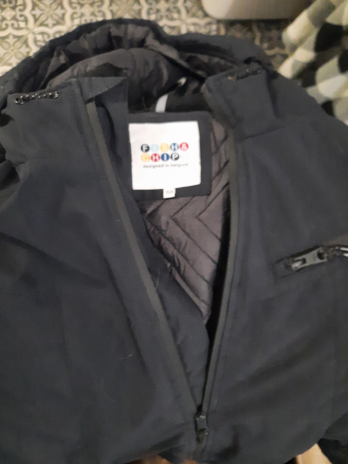 Veste d'hiver chaude taille 158. Âge de 12 à 13 ans. Comme n, Enfants & Bébés, Enlèvement ou Envoi, Comme neuf, Garçon, Pull ou Veste