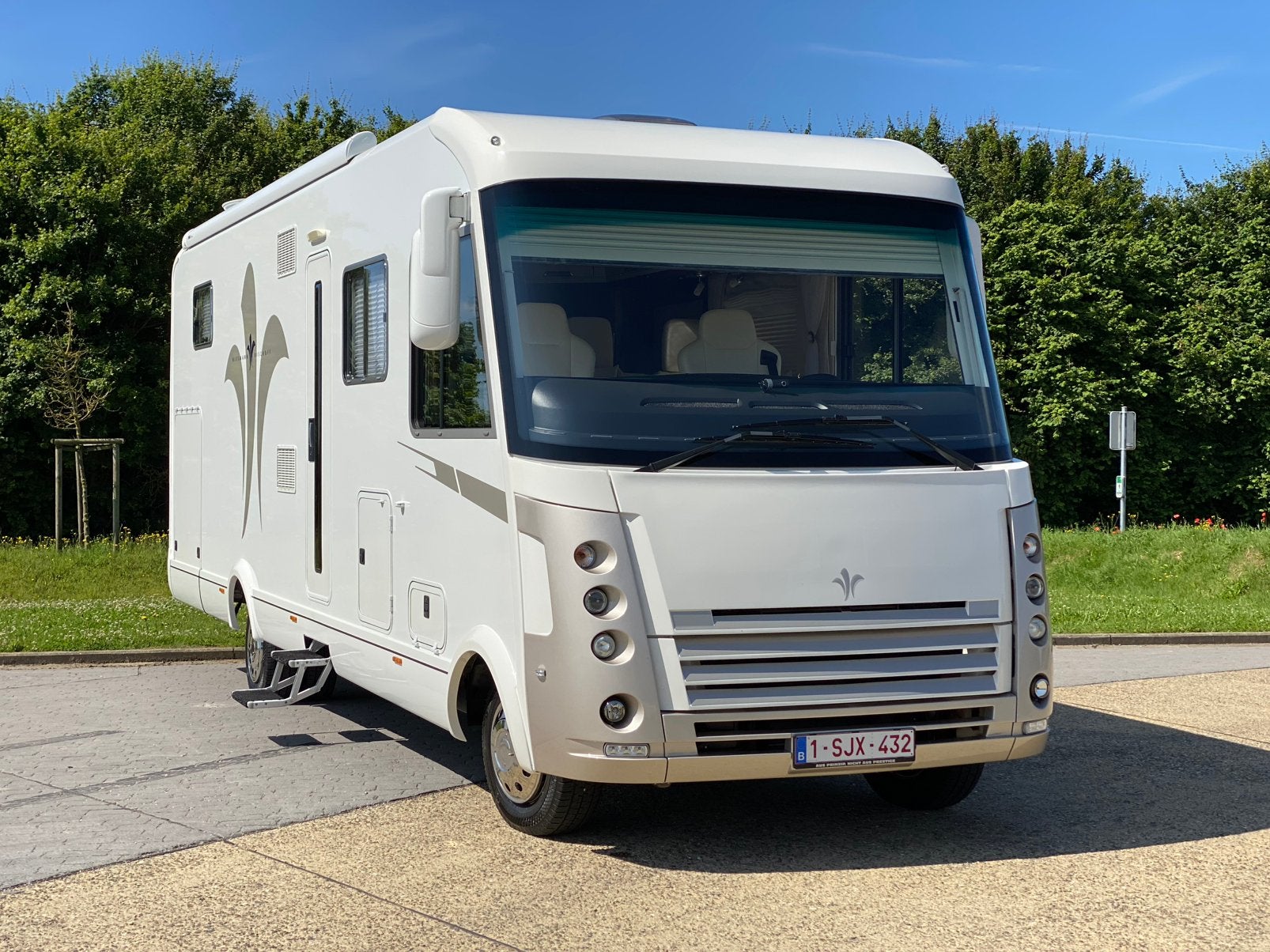 Niesmann Bischoff mobilhome, Caravans en Kamperen, Niesmann+Bischoff, Ringverwarming, Diesel, Particulier
