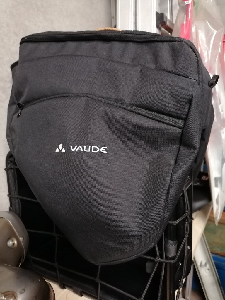VAUDE sacoches vélo ESILKROAD PLUS 22 litres Black impec, Vélos & Vélomoteurs, Enlèvement ou Envoi, Neuf, Vaude