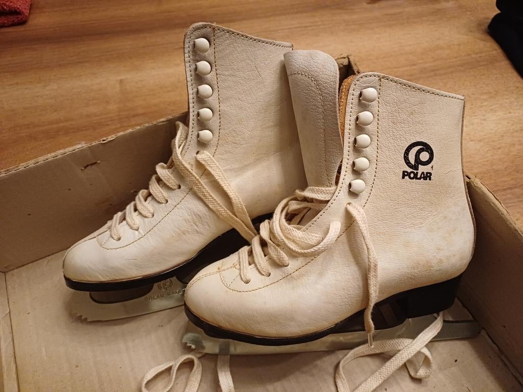 Witte Polar kunstschaatsen maat 31, Sport en Fitness, Schaatsen, Overige merken, Ophalen of Verzenden, Zo goed als nieuw, Kunstschaatsen