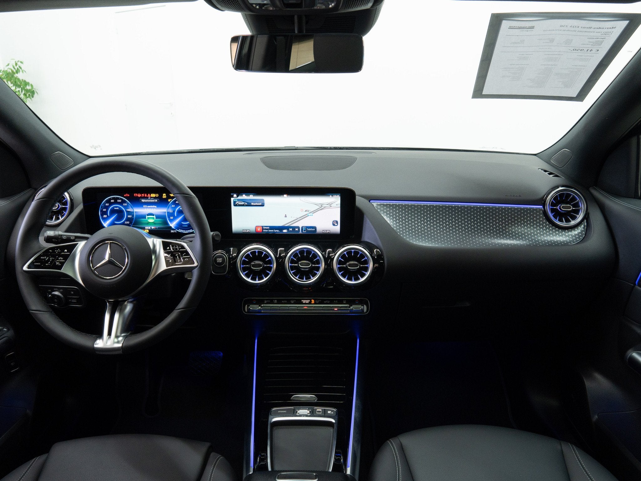 Mercedes-Benz EQA 250 Luxury Line PANORAMA Sfeerlicht KEYLES, Autos, Achat, Commande vocale, Entreprise, Carnet d'entretien