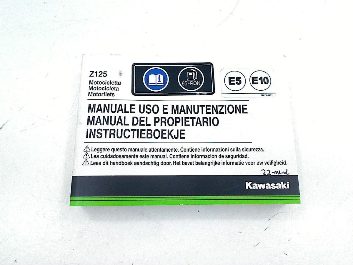 MANUEL UTILISATEUR NOTICE Kawasaki Z 125 2018-2020 (BR125K), Motos, Dhr. S. di Majo, Utilisé, Info@cama-motorparts.nl, P.J. Troelstraweg 8 8
3144 CX  MAASSLUIS, NL