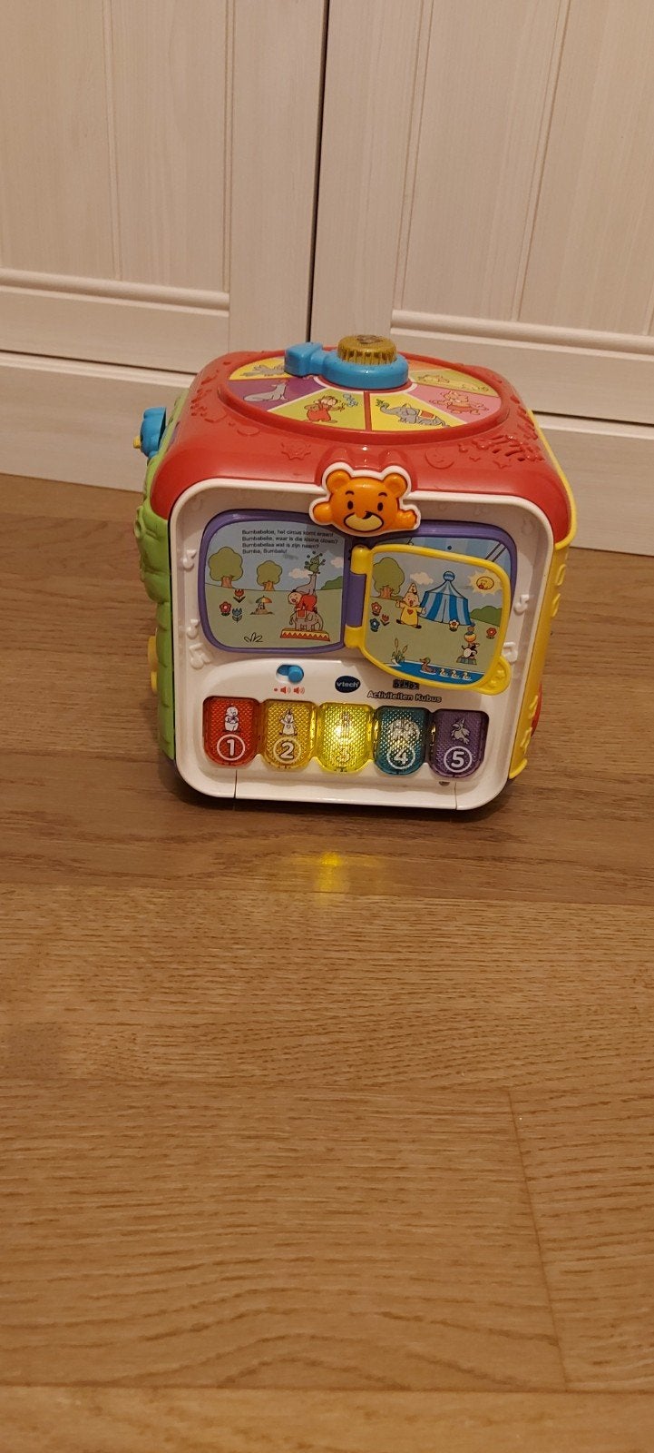 Bumba activiteitenkubus, Ophalen
