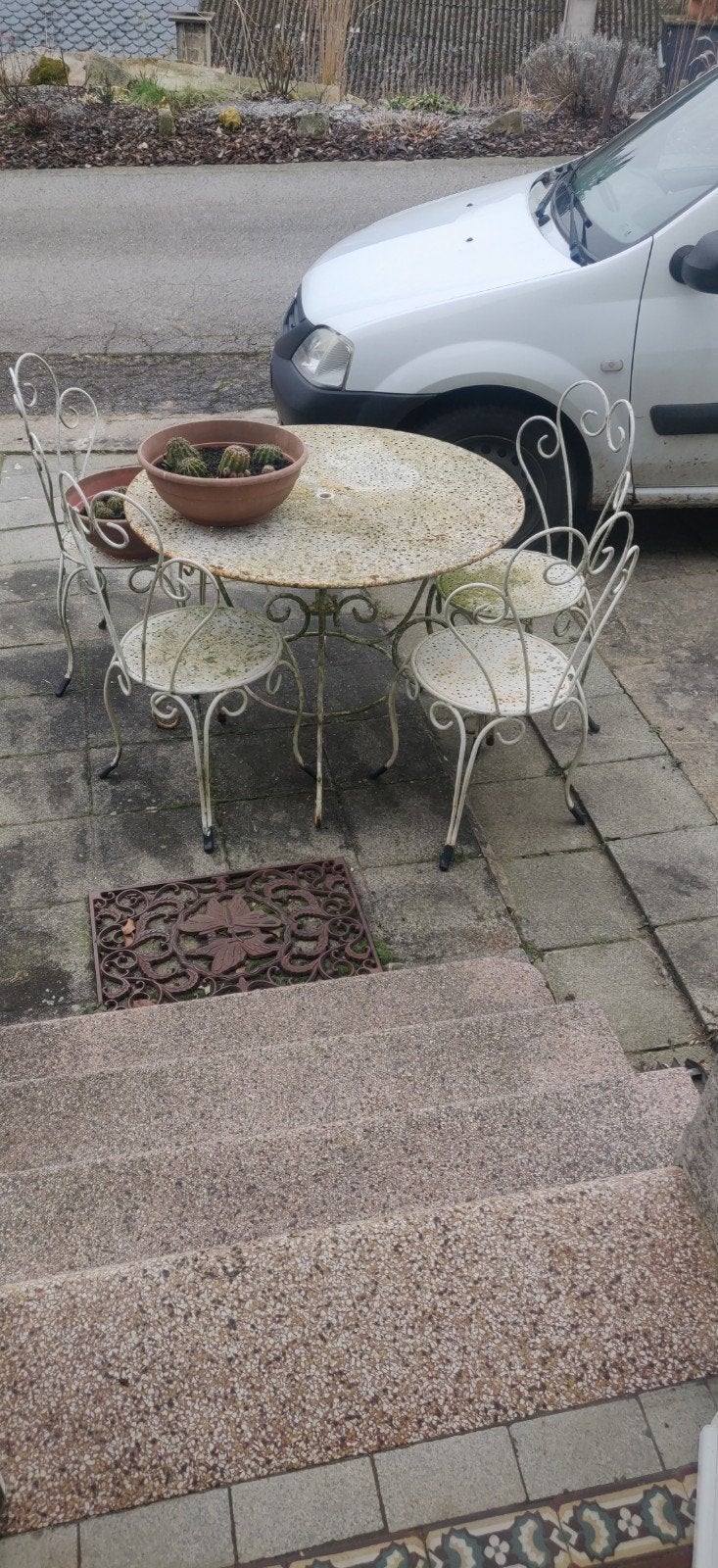 mobilier jardin, Enlèvement, Utilisé, Table d'appoint, 4 places