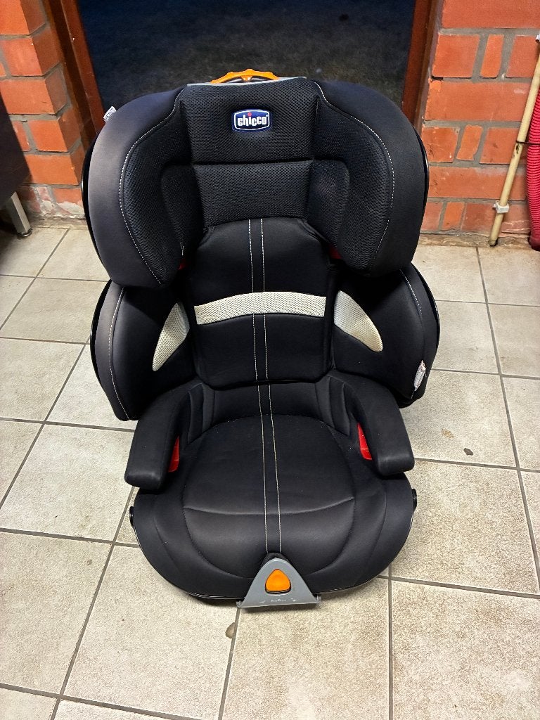 autostoel, Verstelbare rugleuning, Zo goed als nieuw, Chicco, Isofix