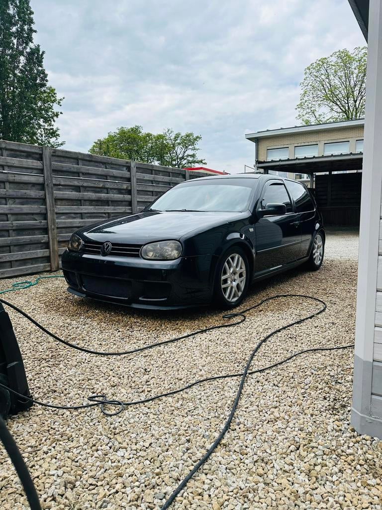 Golf 4 1.9tdi skilla 1752r Turbo, Ophalen, Voor
