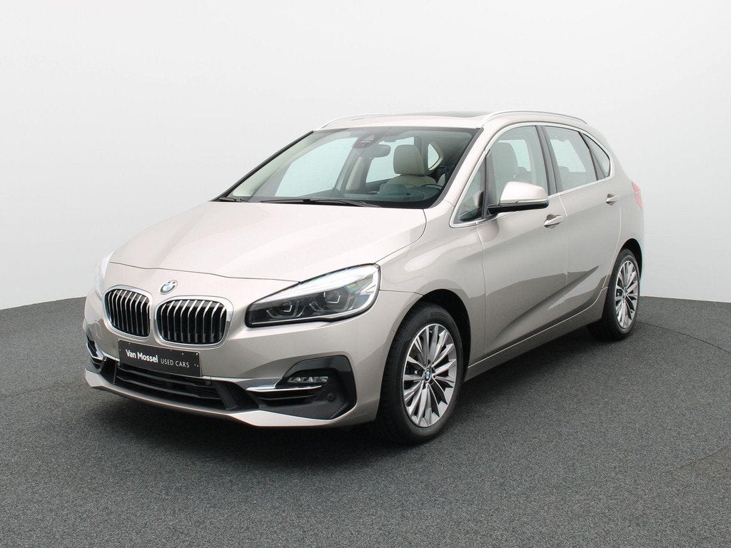 BMW 2-serie Active Tourer 220i (131kW) Camera | PDC V+A | Pa, Auto's, BMW, Gebruikt, Euro 6, 4 cilinders, 131 kW