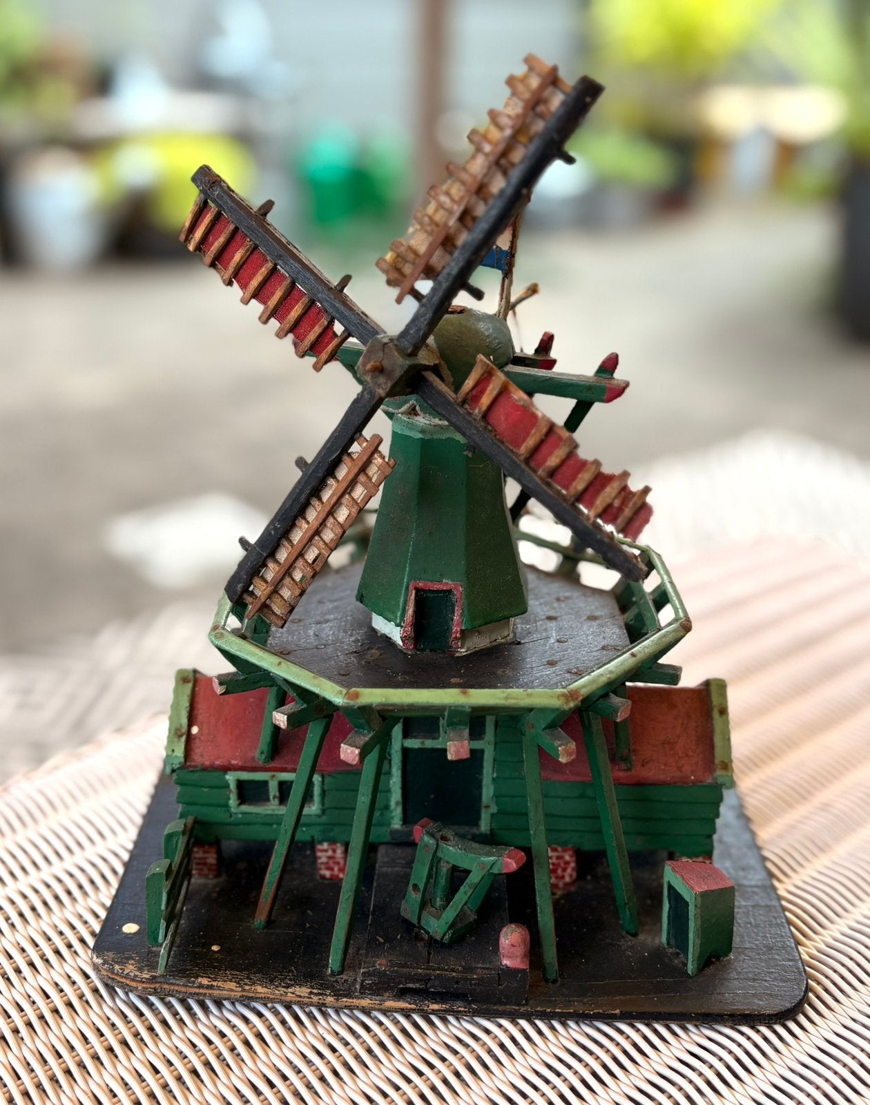 Ancien moulin en bois fait main, Enlèvement ou Envoi