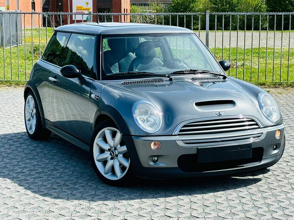Mini cooper S 1.6 gekeurd voor verkoop 165000 km, Auto's, Mini, Handgeschakeld, Particulier, Zilver of Grijs, Xenon verlichting