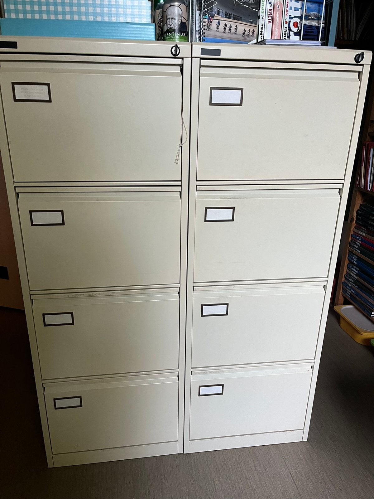 Armoires de bureau en métal, Enlèvement, Utilisé, Plusieurs portes
