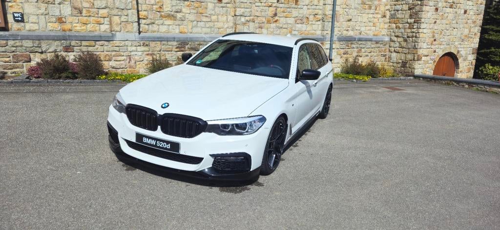BMW 520D XDrive Touring M Performance, Auto's, Automaat, 1995 cc, 4 cilinders, Alcantara