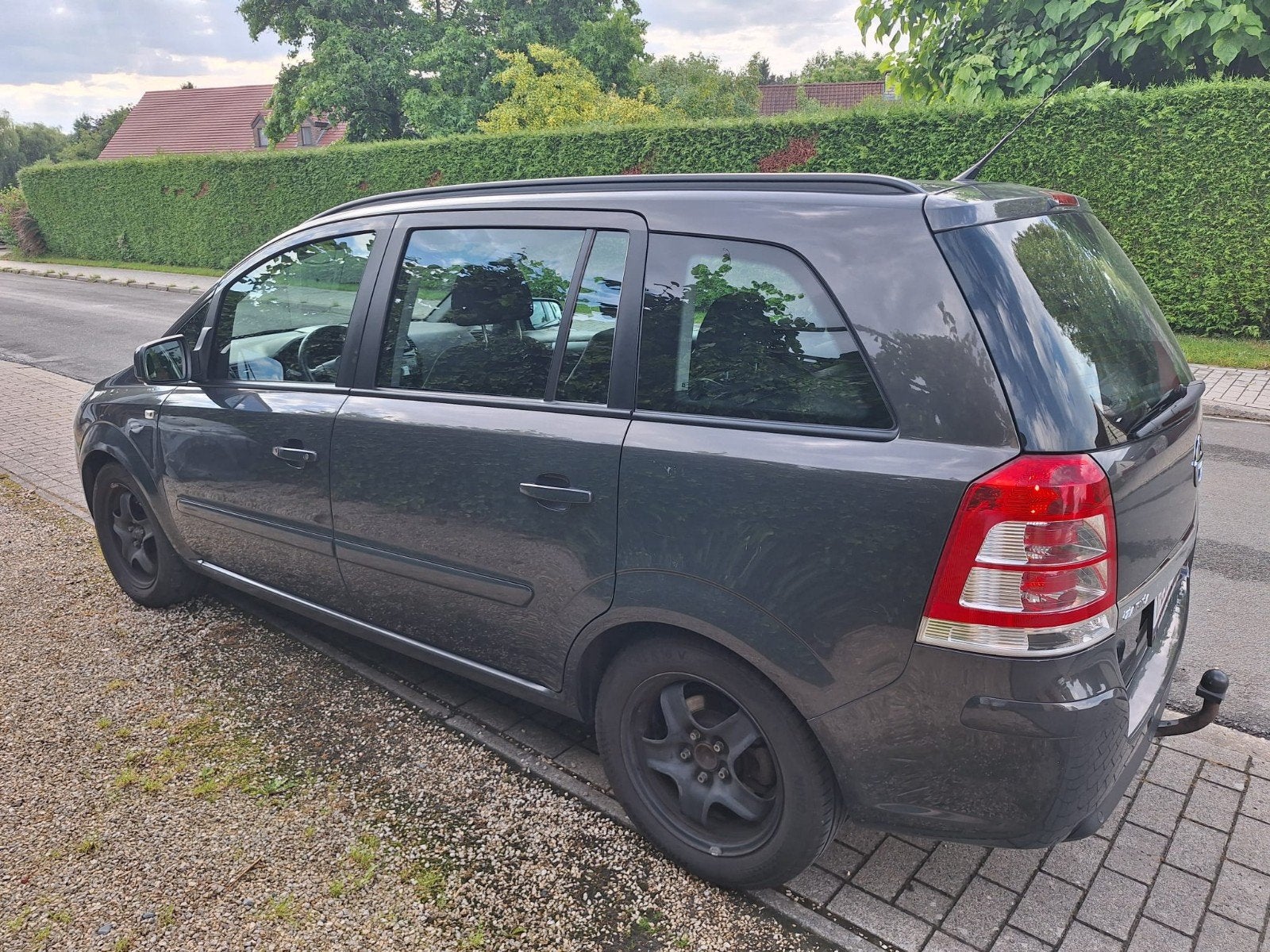 Opel Zafira, Voorwielaandrijving, Euro 5, 1686 cc, 7 zetels