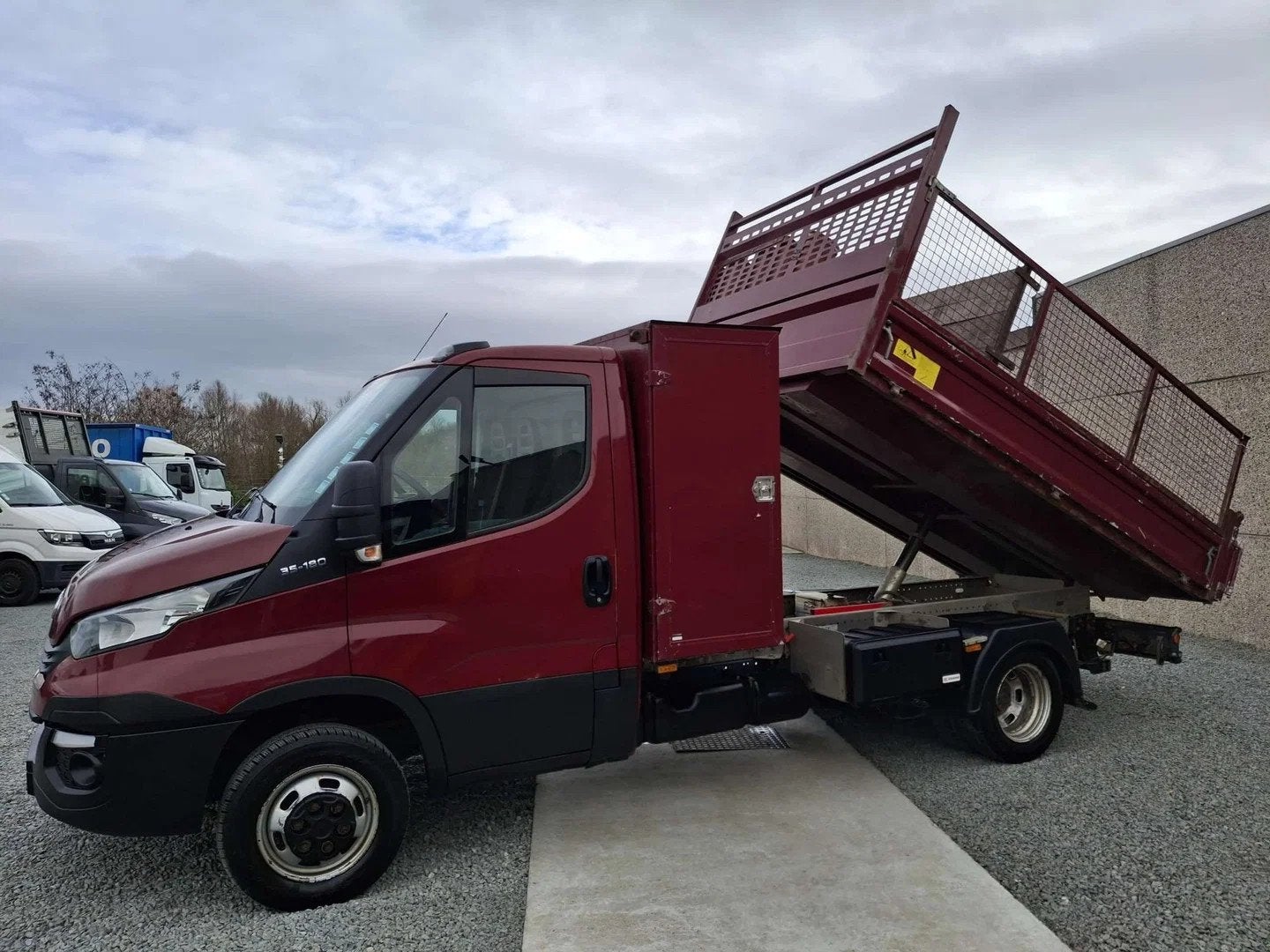 Iveco Daily 35C18 3.0 benne basculante, Achat, Euro 6, Entreprise, 2 portes