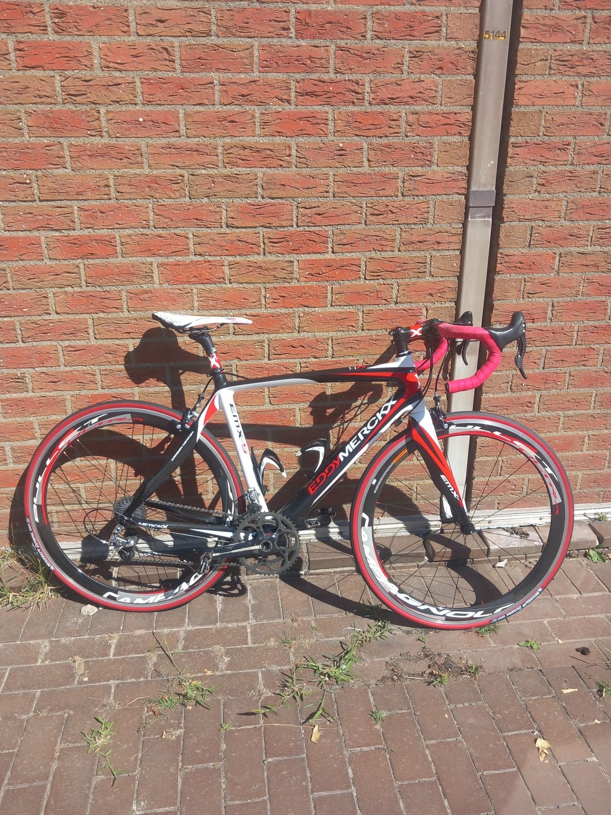 Vélo de route Eddy Merckx EMX-5 Carbon – Roues Campagnolo –, 28 inch, Carbon, Heren, Zo goed als nieuw