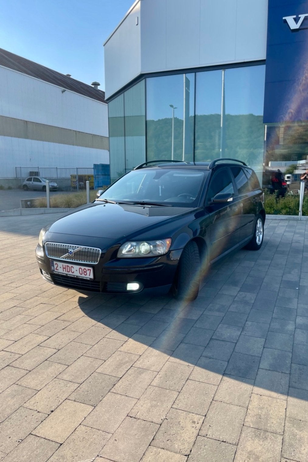 VOLVO V50 2.4i 170 CH – 5 CYLINDRES – GEARTRONIC, 2435 cm³, Achat, 750 kg, Alarme