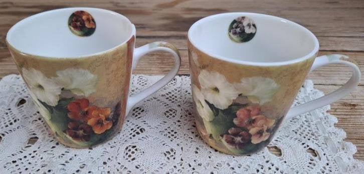 2 Pimpelnel mokken met bloemen 2007, Maison & Meubles, Cuisine | Vaisselle, -, Utilisé, Autres types, Autres styles