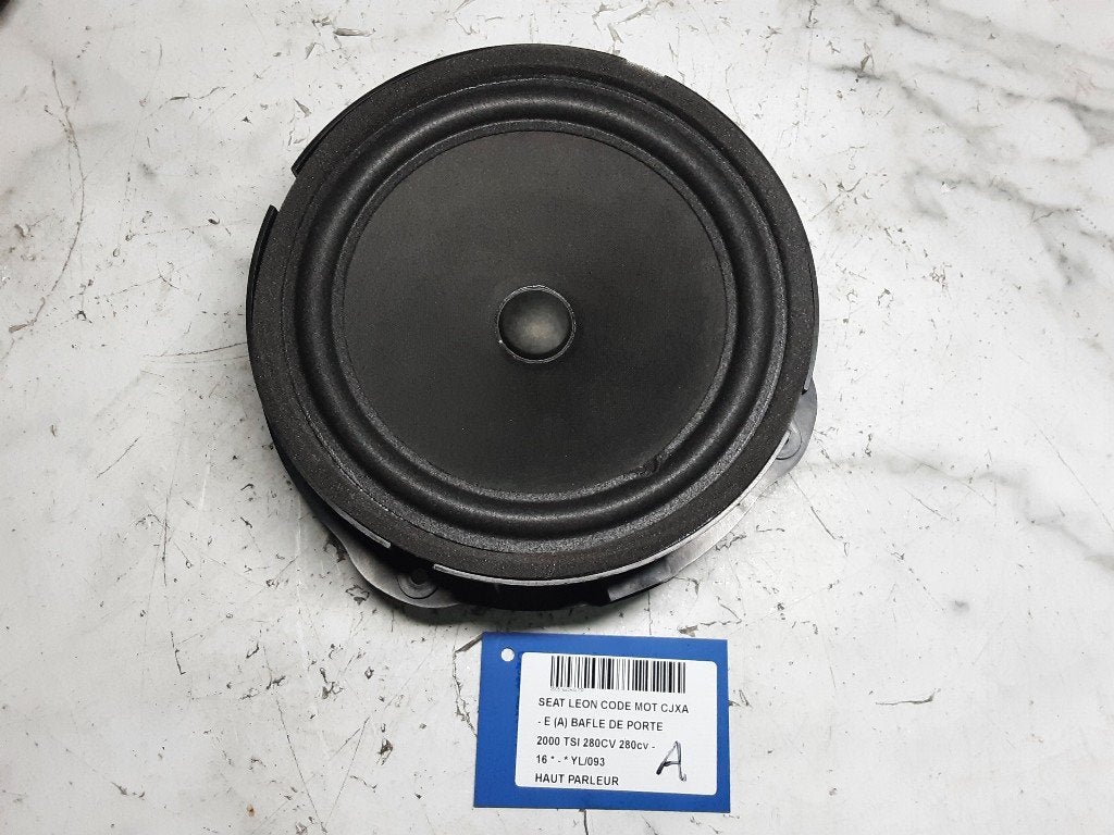 LUIDSPREKER Seat Leon SC (5FC) (01-2012/08-2018) (5F0035415), Gebruikt, Mevr. I. Hauben, Rue de l'Espoir 34 34
4030  GRIVEGNÉE, BE