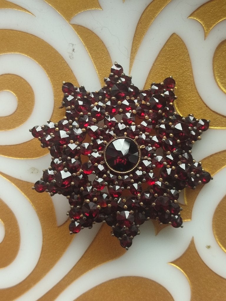 Antieke zilveren verguld broche met granaten ca 1900, Ophalen of Verzenden, Zilver, Broche, Verguld
