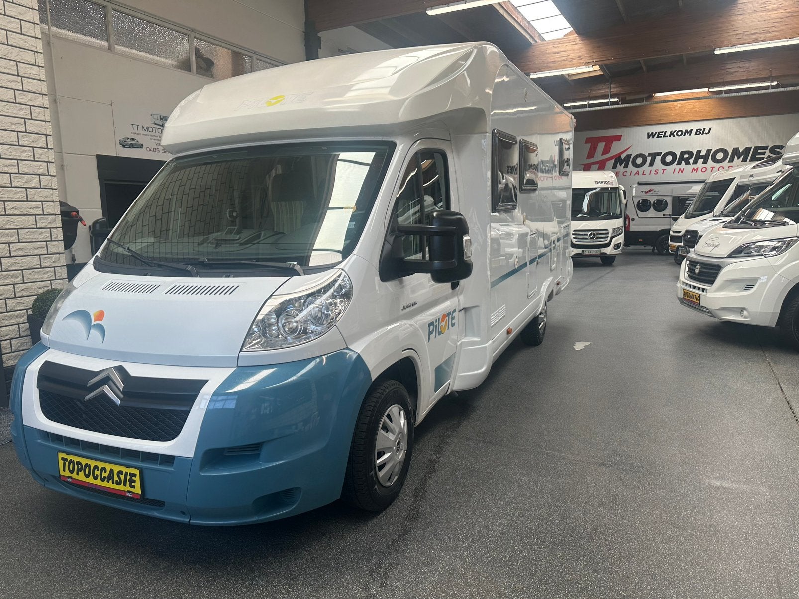 Citroen Jumper Pilote Référence P690, Jusqu'à 4, Boîte manuelle, Pilote, Douche