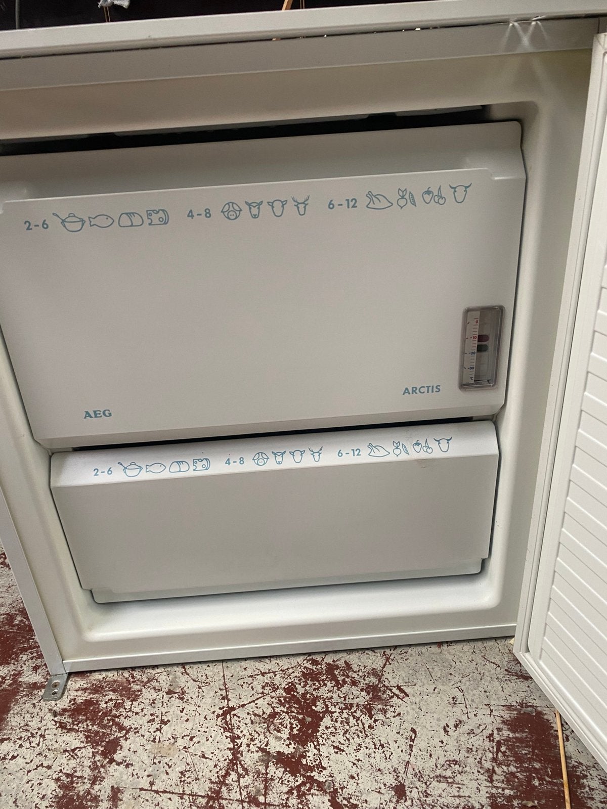 Inbouw vriezer, Elektronische apparatuur, Gebruikt, Minder dan 85 cm, Minder dan 60 cm, Inbouw