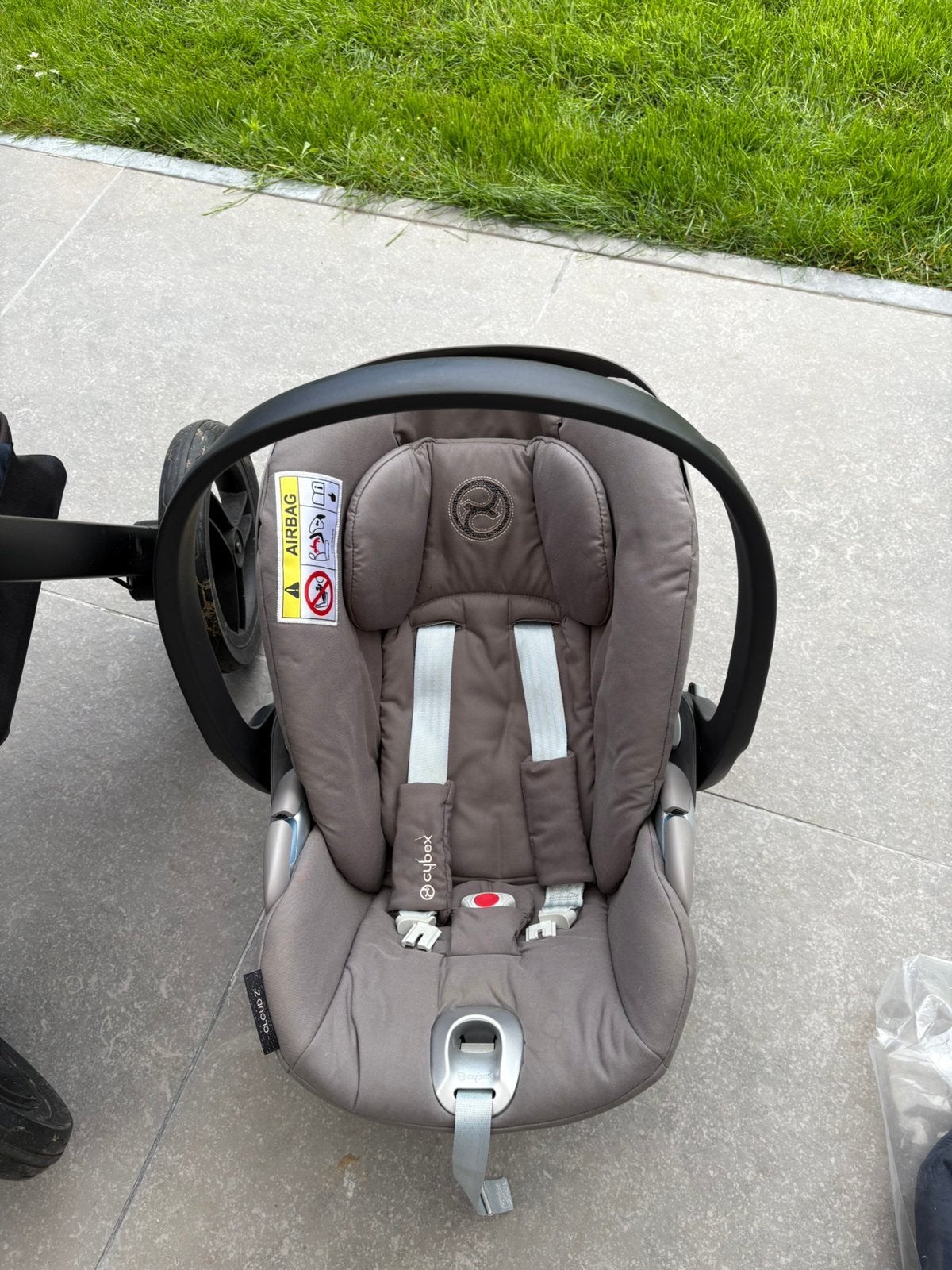 Cybex cloud Z, Enfants & Bébés, Sièges auto, Enlèvement, Comme neuf, Autres marques, Ceinture de sécurité ou Isofix