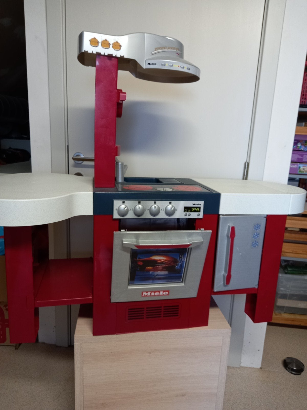 Grote Miele speelgoedkeuken, Ophalen, Zo goed als nieuw, Kunststof, Speelkeuken