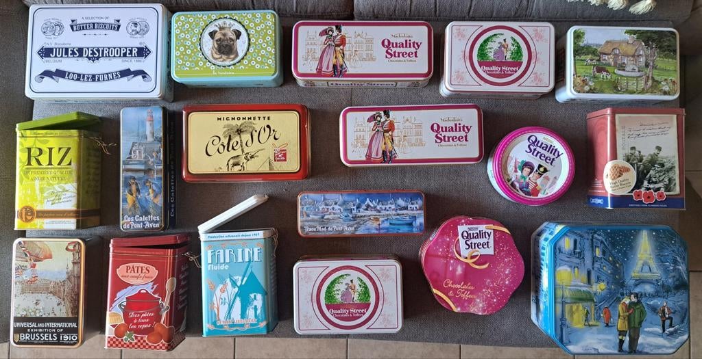 18 boîtes métalliques comme neuf., Collections, Enlèvement