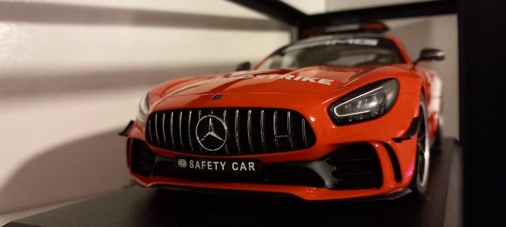 1/18 Mercedes AMG GT-R safety Car F1 2021 Minichamps, Ophalen of Verzenden, Nieuw, Auto, MiniChamps