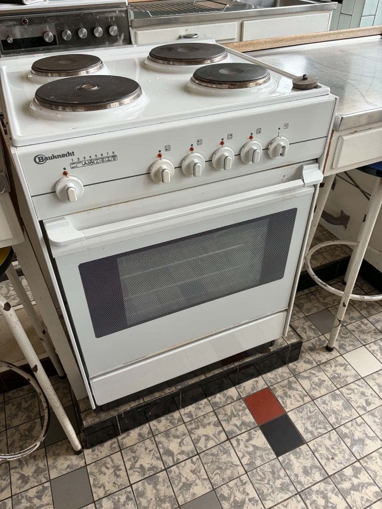 Four et taques de cuisson, Electroménager, 50 à 55 cm, Enlèvement, Utilisé, 45 à 60 cm